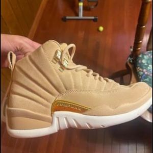 Jordan shoes! Size 8 in q good conditions!